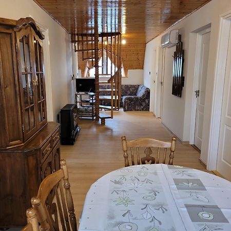 Ferienwohnung Henrietta Apartmanhaz Zalakaros Exterior foto